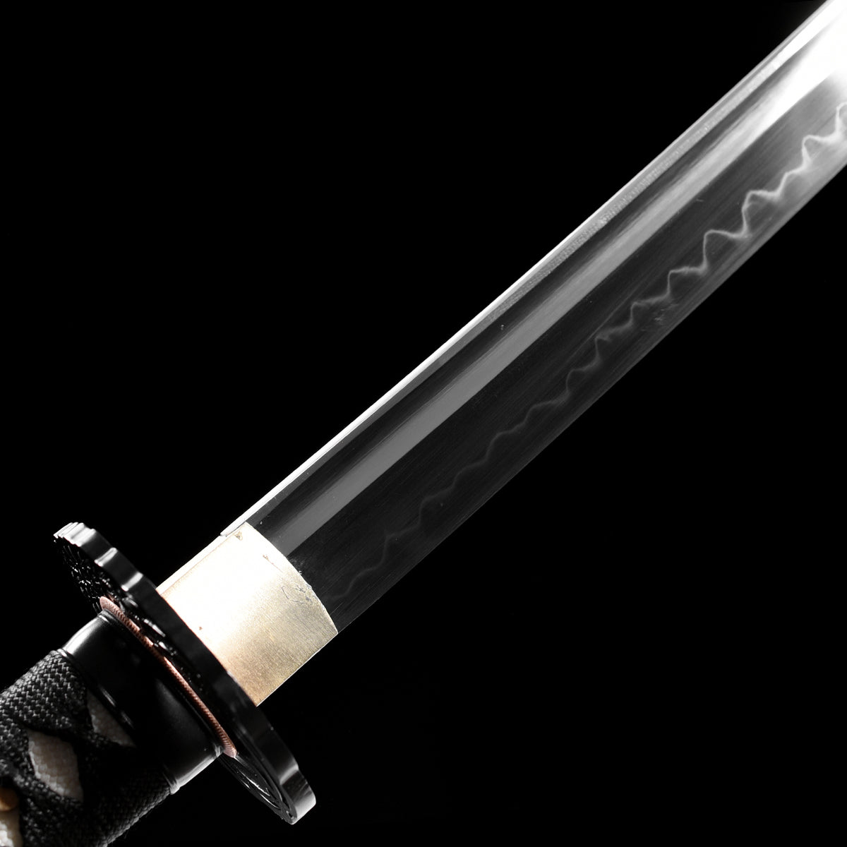 Clay-Tempered High-Carbon Katana with Engraved Scabbard