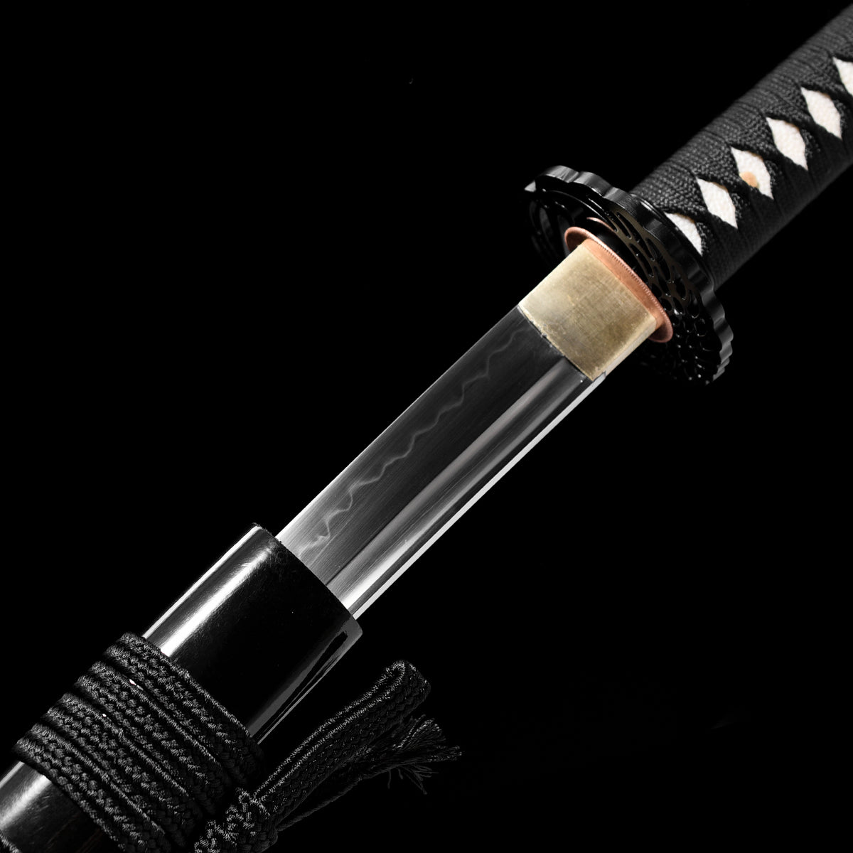 Clay-Tempered High-Carbon Katana with Engraved Scabbard