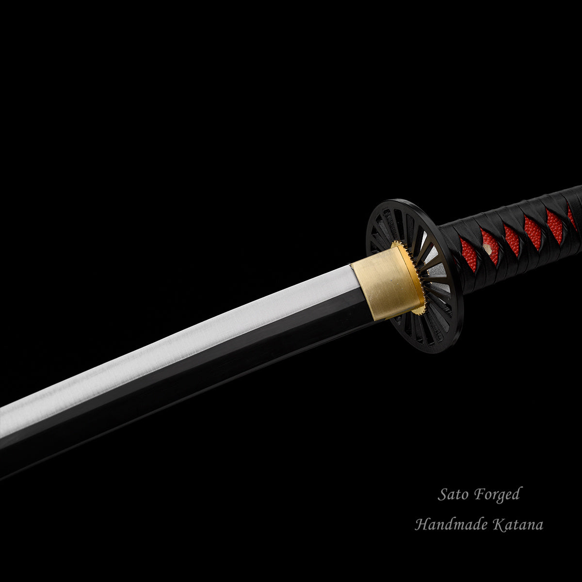 Hand-Forged Demon Slayer Tanjirou Katana: Real Steel Cosplay Replica