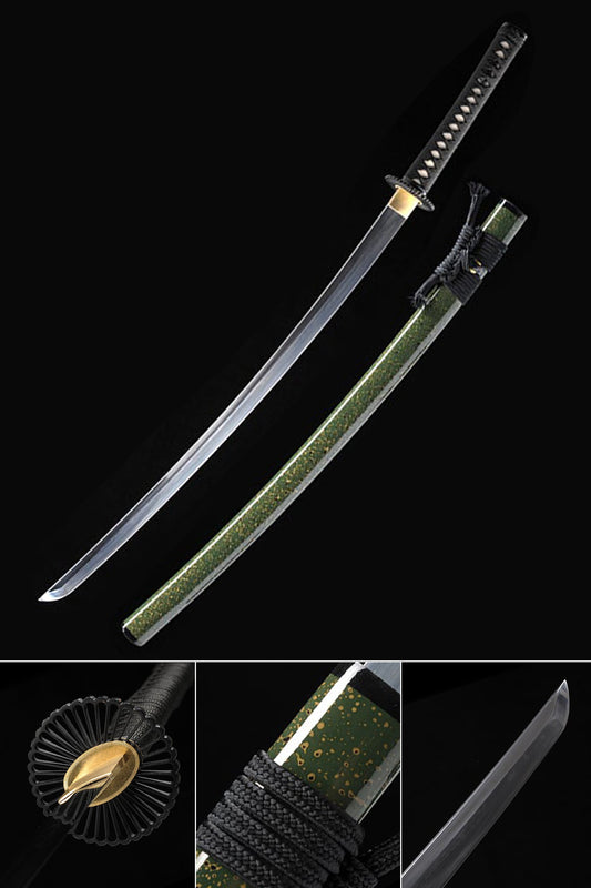 High-Carbon Steel Katana with Clay-Tempering & Green Scabbard