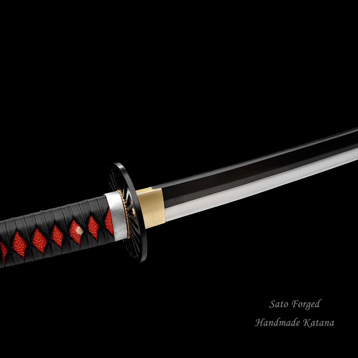 Hand-Forged Demon Slayer Tanjirou Katana: Real Steel Cosplay Replica