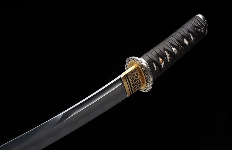 Hand-Forged Short Katana with Damascus Steel & Premium Scabbard