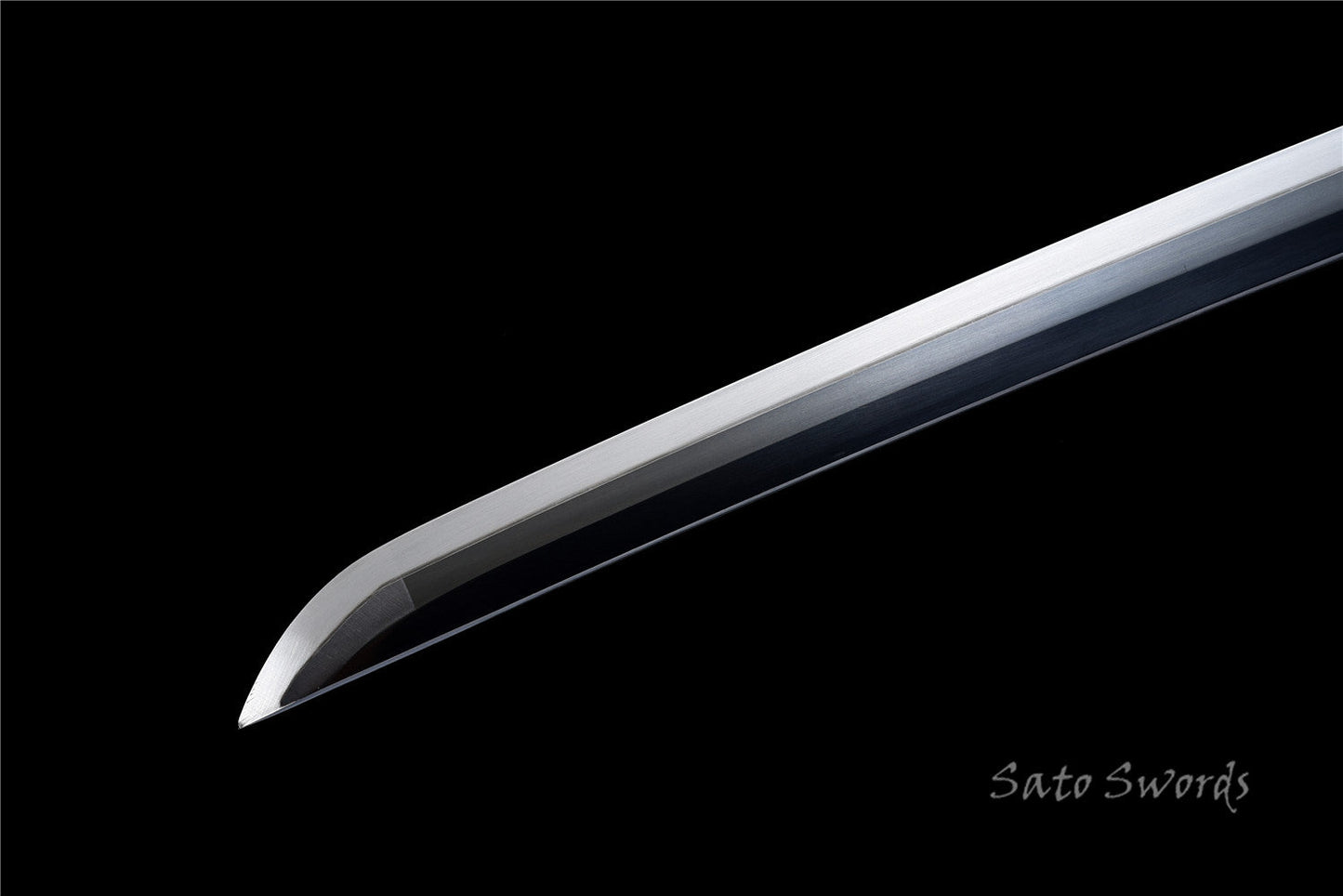 Hand-Forged Folded Damask Katana with Polished Black Scabbard