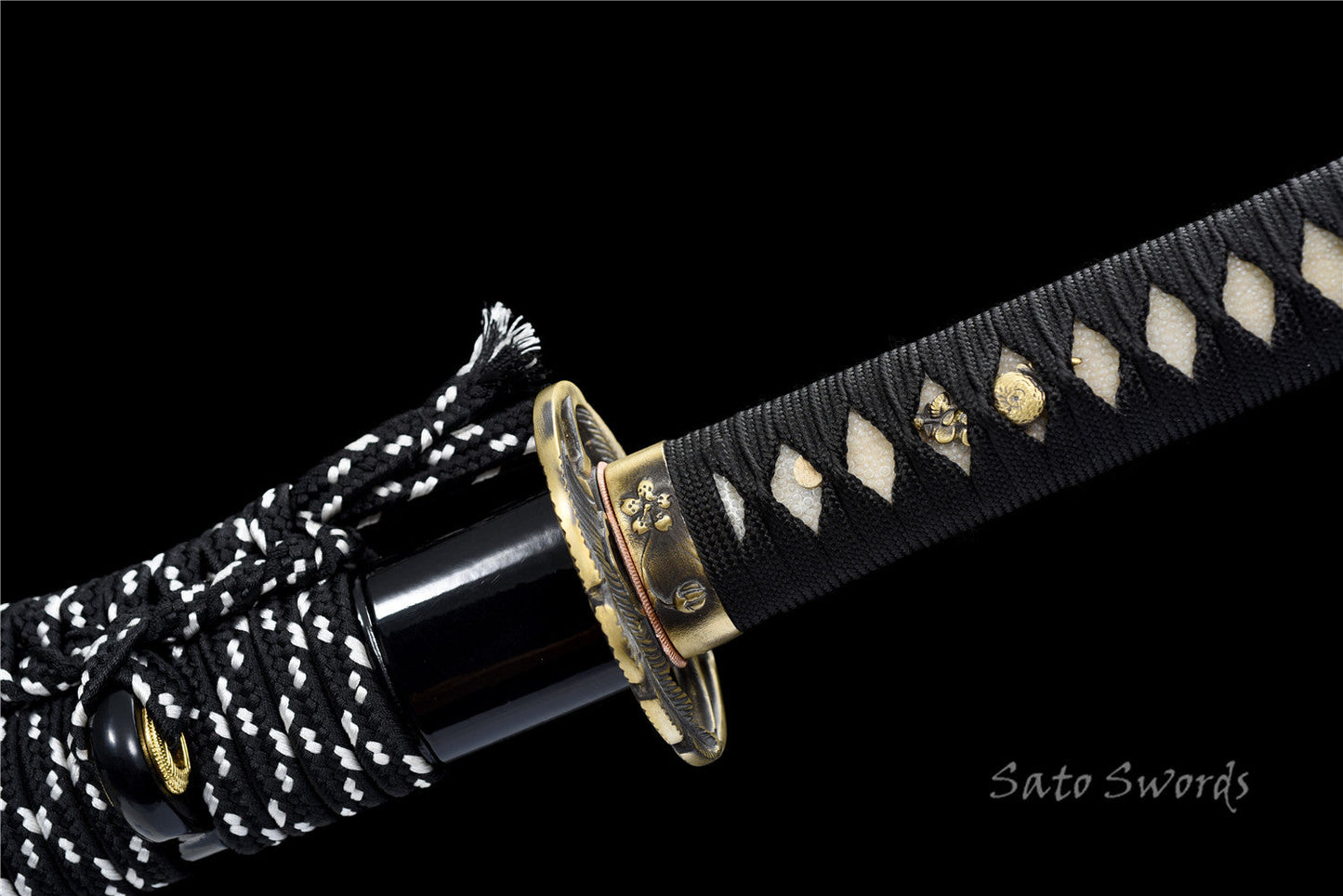 Hand-Forged Folded Damask Katana with Polished Black Scabbard